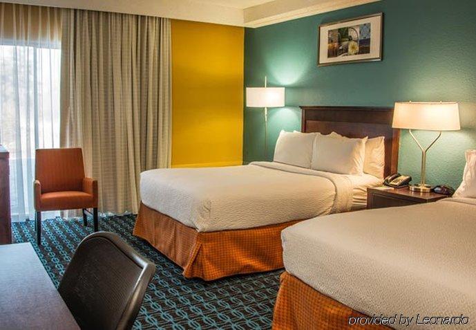 Chester Inn & Suites Sharonville Eksteriør bilde